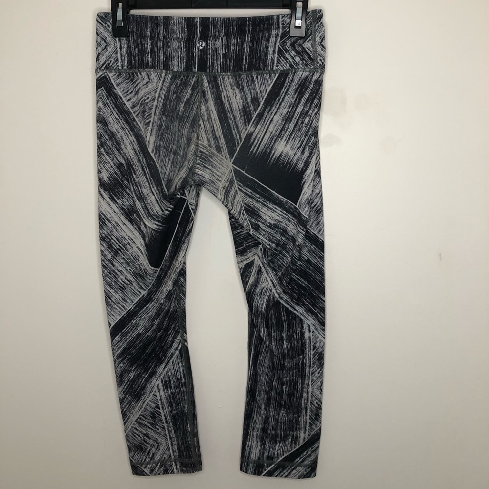 Lululemon Leggings Wunder Under Cropped Pant 6